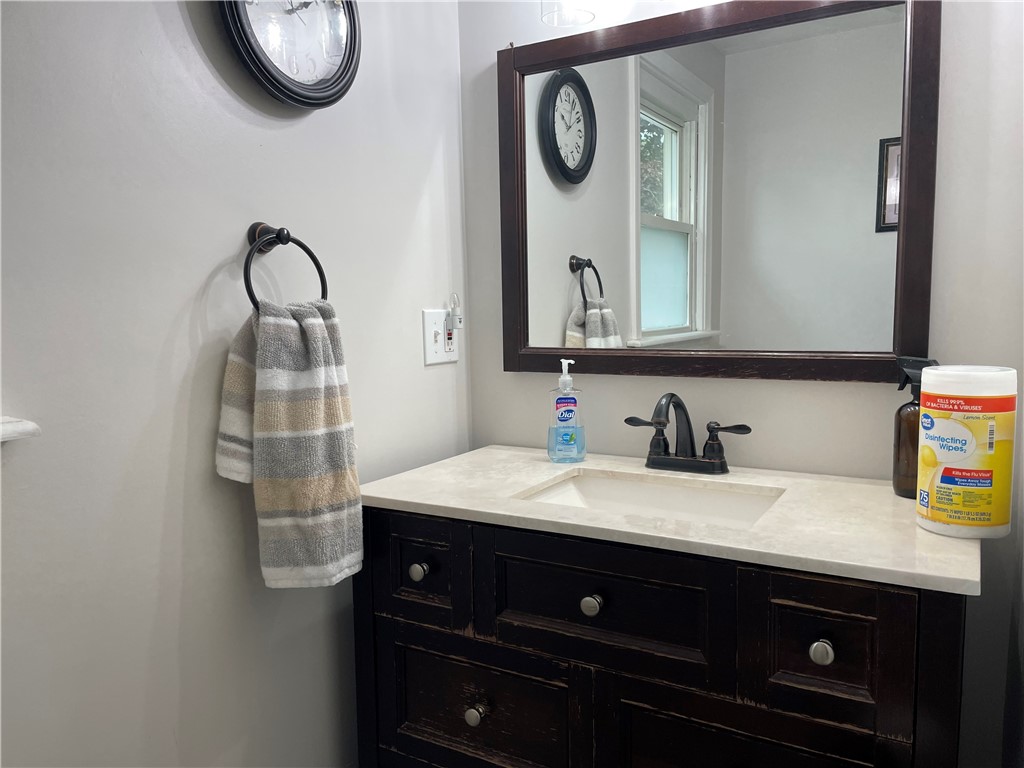 40 Walker Road Warwick, RI 02889 - Photo 27 of 32