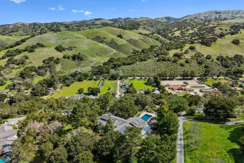 $1,895,000 | 17 Calera Canyon Road, Salinas, CA 93908