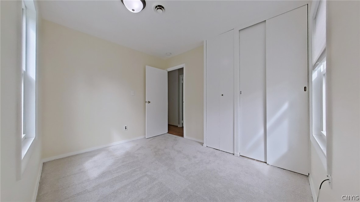 414 Williamsburg Road Utica, NY 13502 - Photo 21 of 35