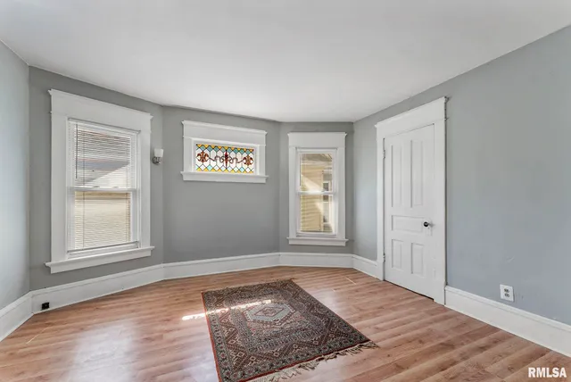 $219,900 | 1018-1020 17th Street, Unit 1, Rock Island, IL 61201