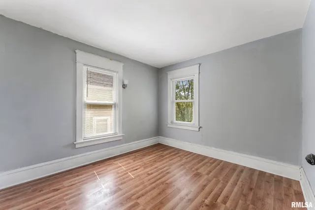 $219,900 | 1018-1020 17th Street, Unit 1, Rock Island, IL 61201