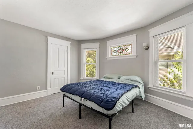 $219,900 | 1018-1020 17th Street, Unit 1, Rock Island, IL 61201