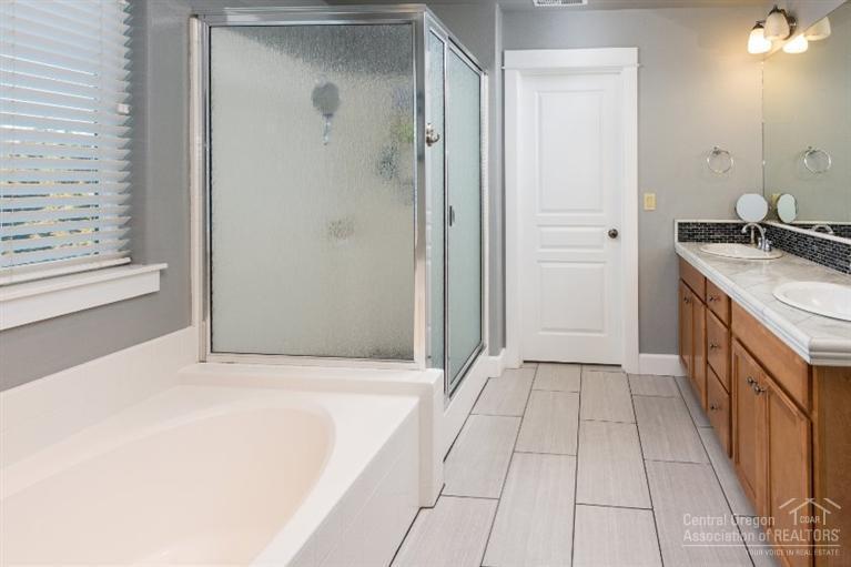 20438 Murphy Road Bend, OR 97702 - Photo 5 of 15 Additional Photo