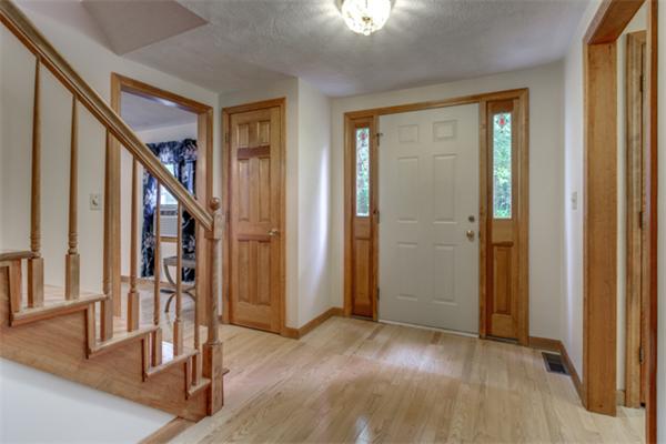 4 Pine Ridge Road Wayland, MA 01778 - Photo 4 of 30