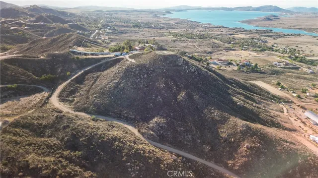 a view of a yard with wooden floor
