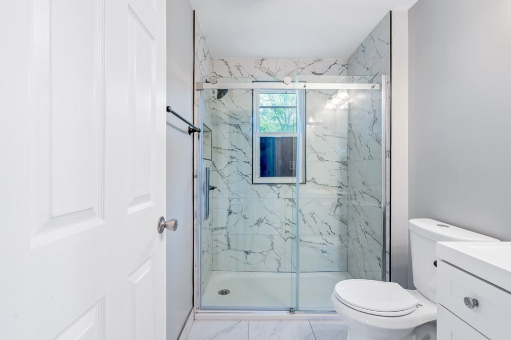 35 Marchioness Road Springfield, MA 01129 - Photo 8 of 19