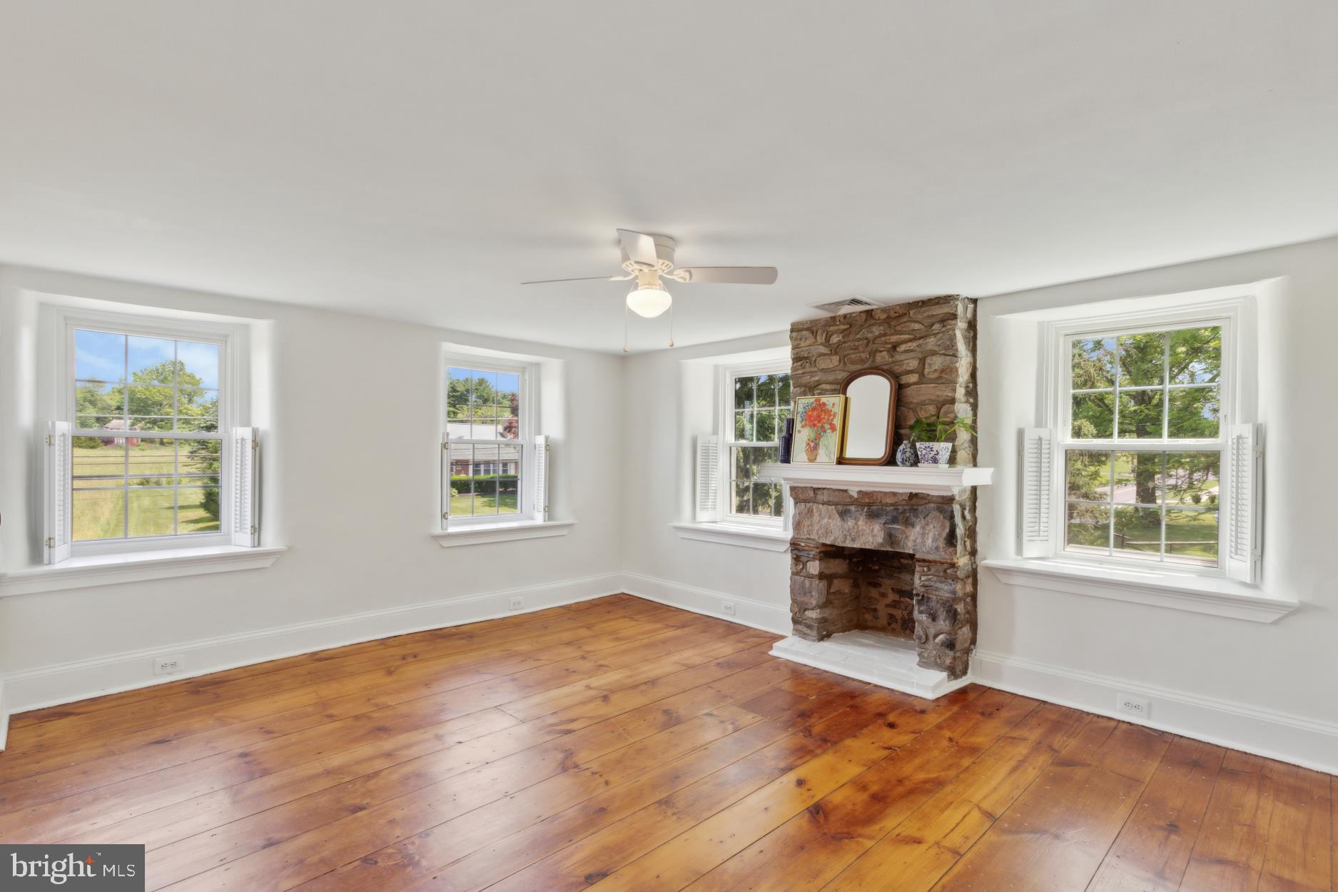 156 Elephant Road Dublin, PA 18917 - Photo 11 of 25 Gallery Image 11