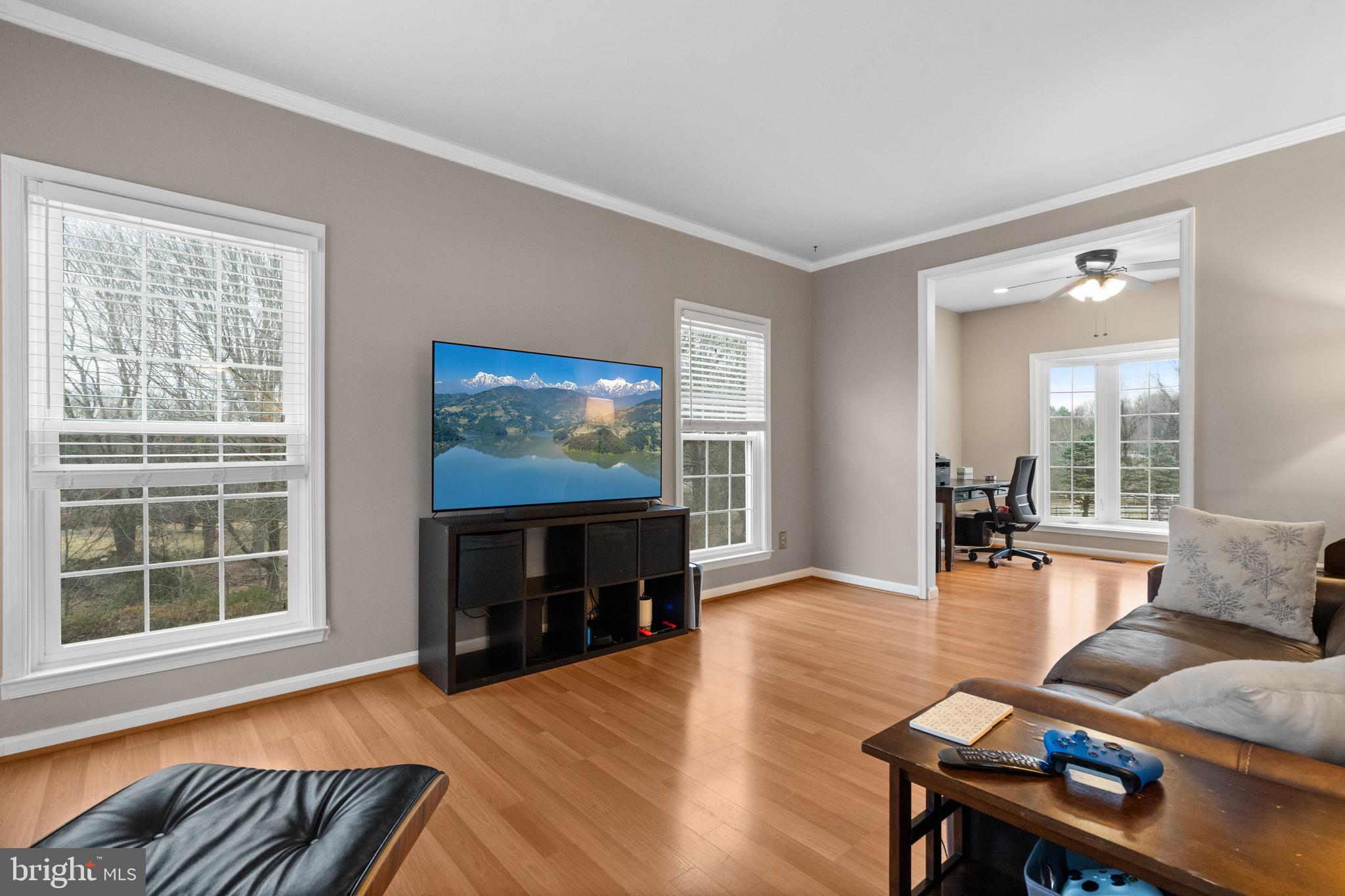6713 Kelly Road Warrenton, VA 20187 - Photo 6 of 45 Gallery Image 6