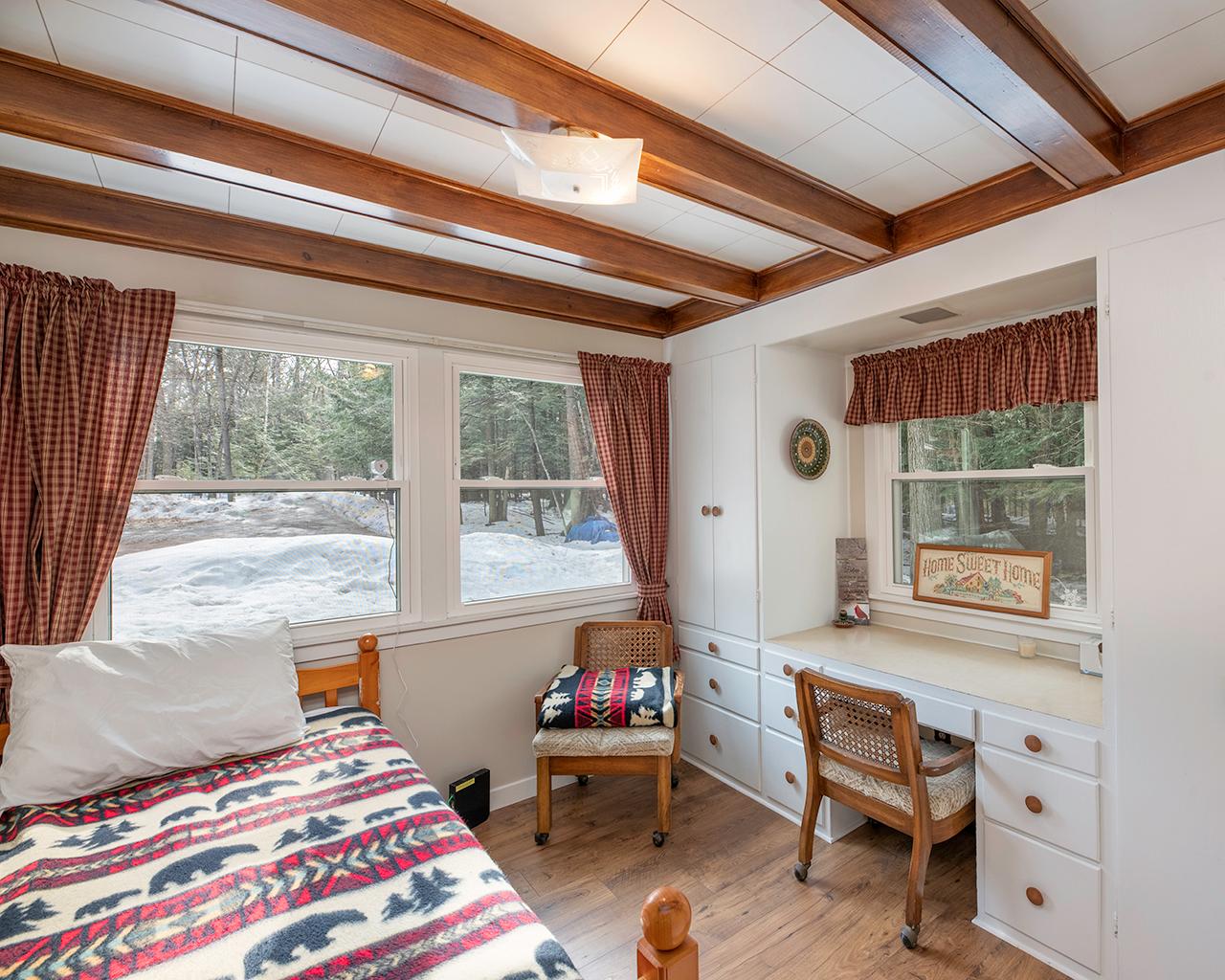 10011 Lower Kaubashine Road Hazelhurst, WI 54531 - Photo 5 of 33 Gallery Image 5
