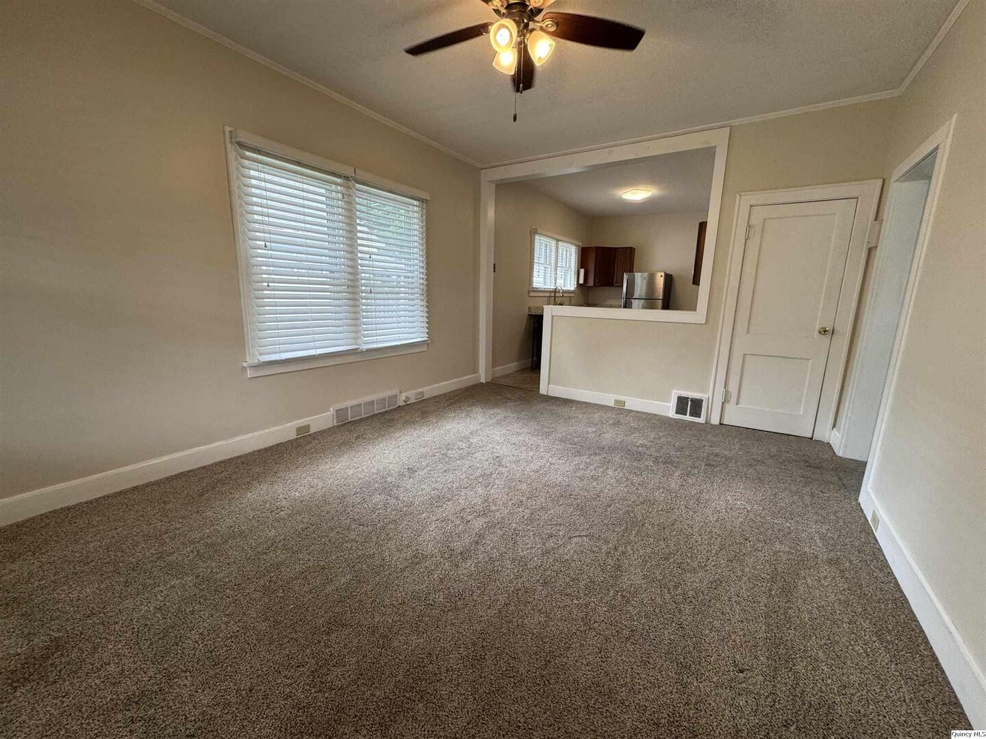 627 South 20th Street Quincy, IL 62301 - Photo 6 of 17