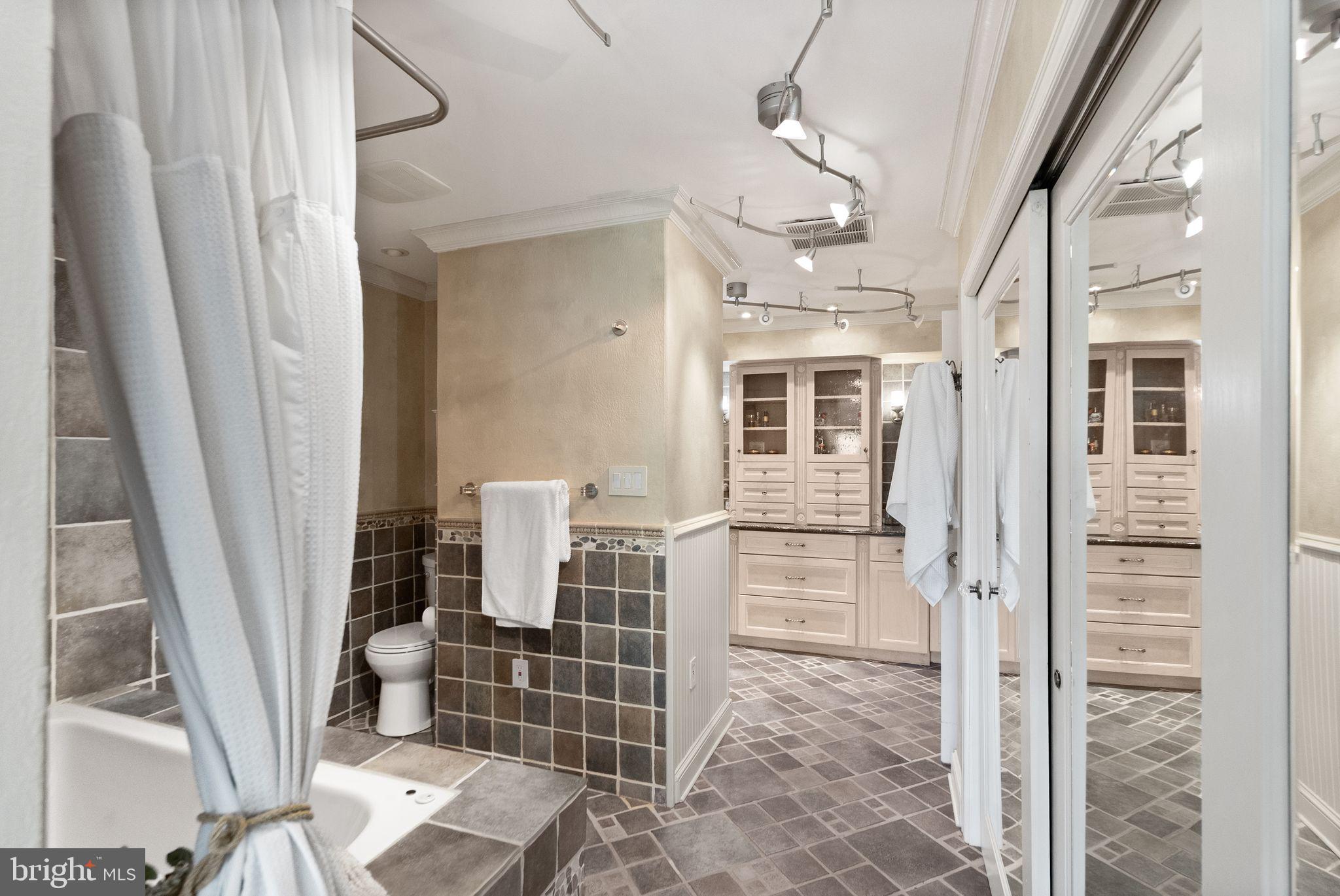 2013 Turtle Pond Drive Reston, VA 20191 - Photo 29 of 62