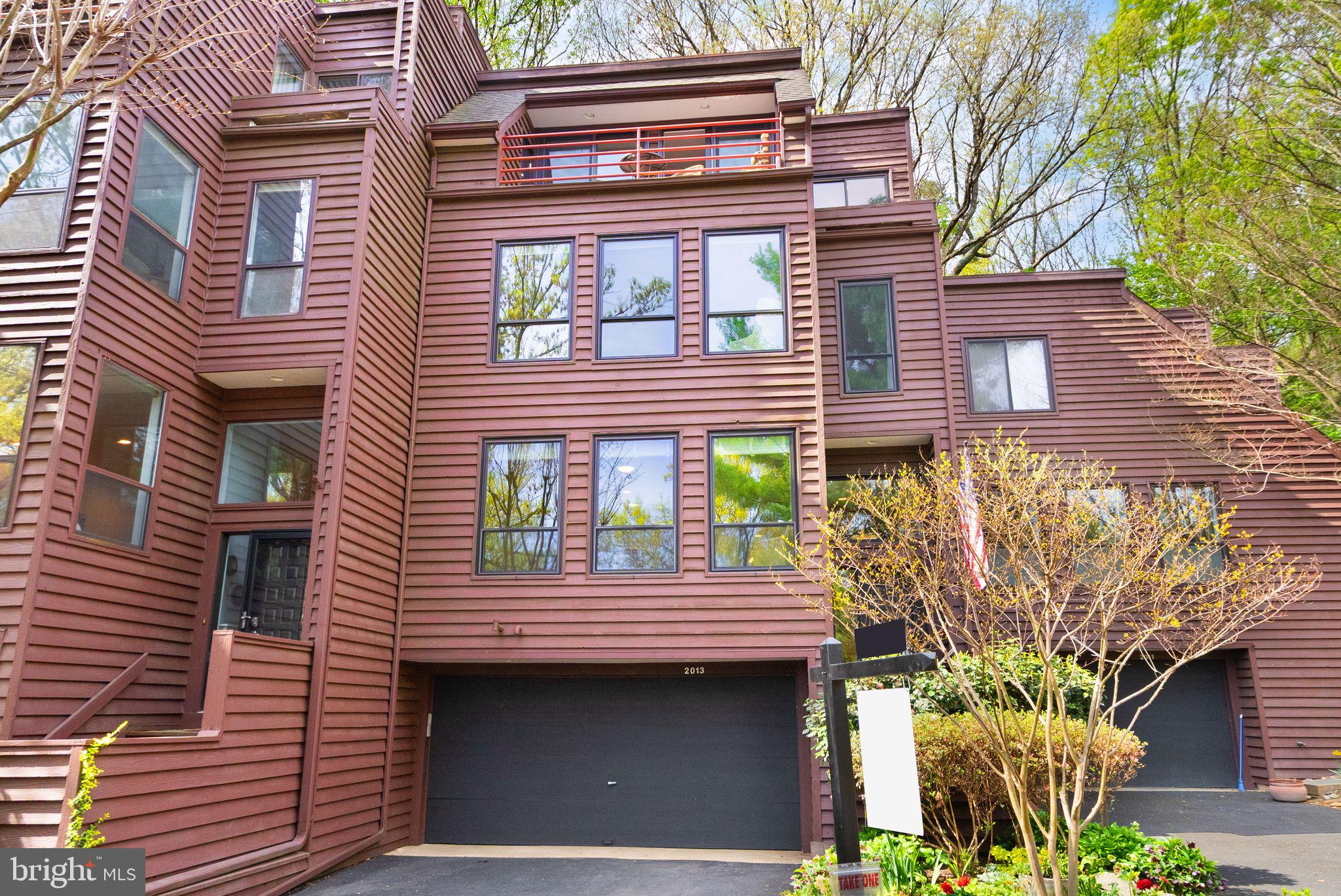 2013 Turtle Pond Drive Reston, VA 20191 - Photo 4 of 62