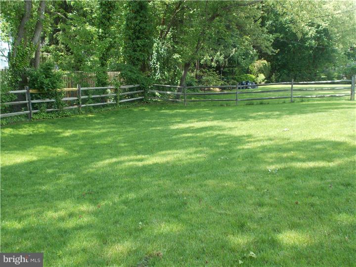 22 Hilton Road Wilmington, DE 19810 - Photo 24 of 25 Back Yard