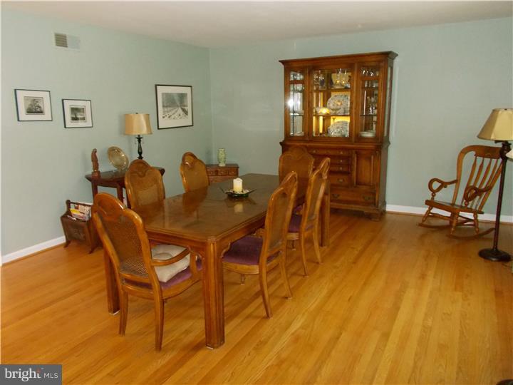 22 Hilton Road Wilmington, DE 19810 - Photo 7 of 25 Dining Room