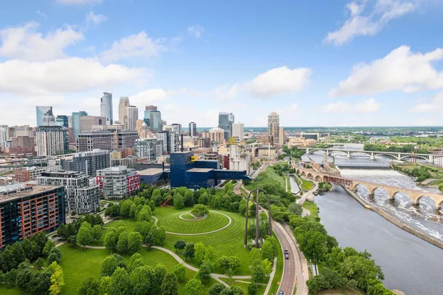 $12,900 | 1111 West River Parkway, Unit 26A, Minneapolis, MN 55415