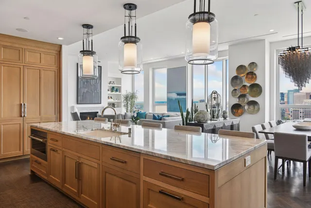 $12,900 | 1111 West River Parkway, Unit 26A, Minneapolis, MN 55415