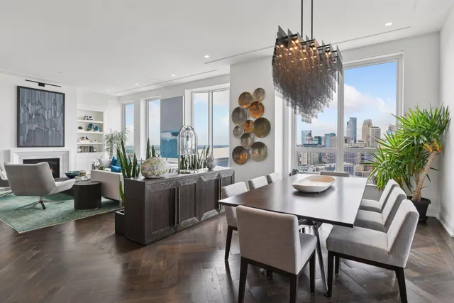 $12,900 | 1111 West River Parkway, Unit 26A, Minneapolis, MN 55415