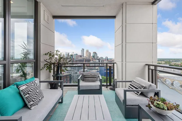 $12,900 | 1111 West River Parkway, Unit 26A, Minneapolis, MN 55415