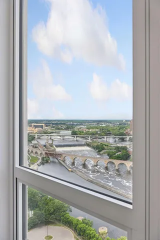 $12,900 | 1111 West River Parkway, Unit 26A, Minneapolis, MN 55415