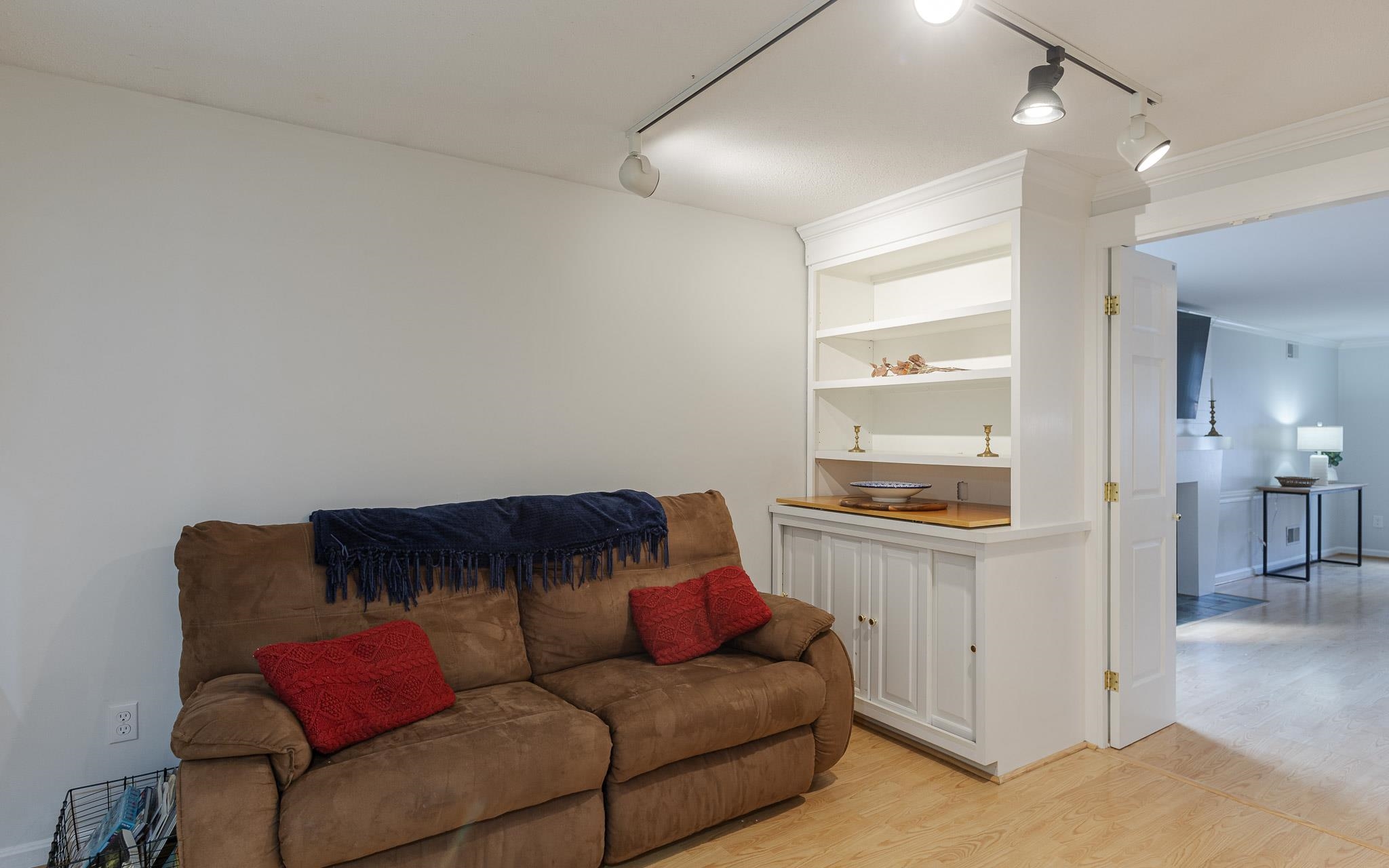 110 Arch Street, Unit 27 Keene, NH 03431 - Photo 15 of 37