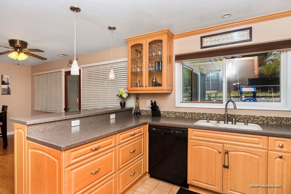9244 Bellagio Road Santee, CA 92071 - Photo 8 of 24
