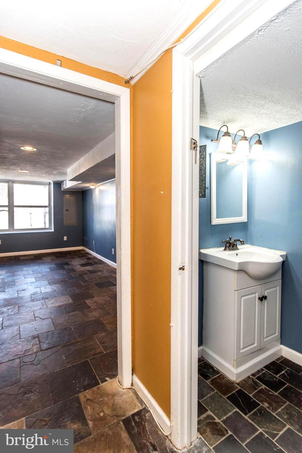 1147 Medway Road Philadelphia, PA 19115 - Photo 42 of 59