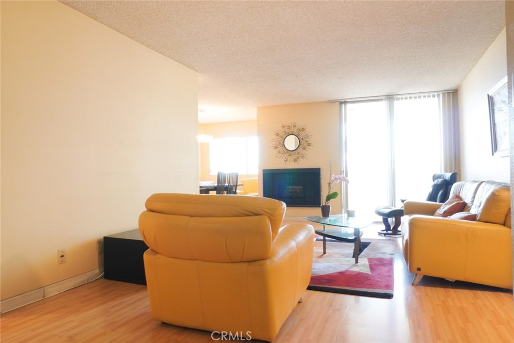 570 West Stocker Street, Unit 202 Glendale, CA 91202 - Photo 12 of 26