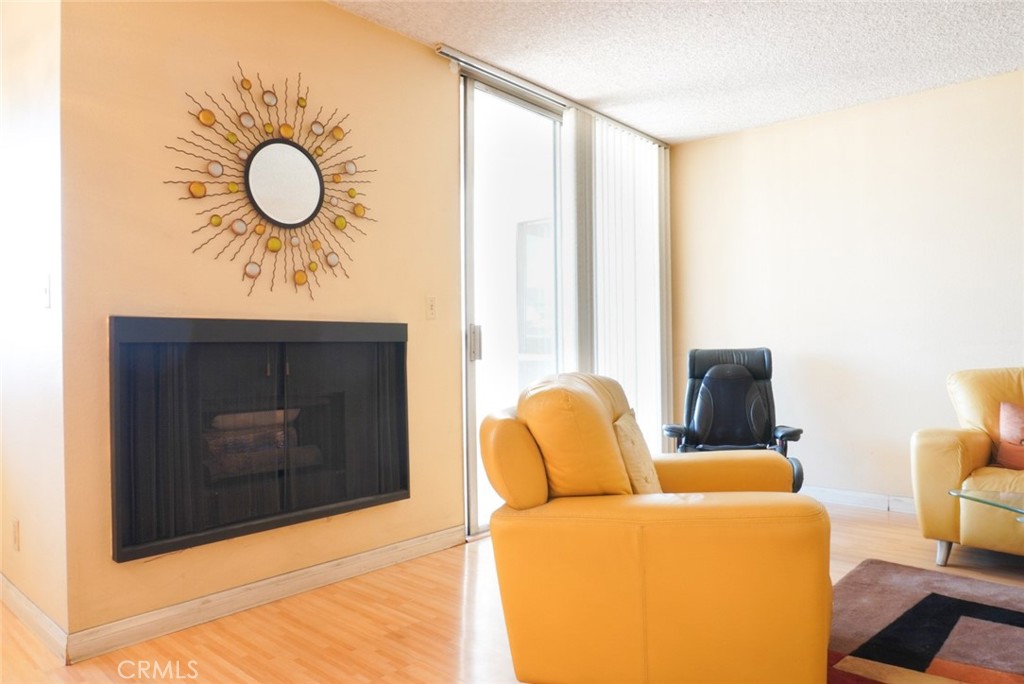 570 West Stocker Street, Unit 202 Glendale, CA 91202 - Photo 14 of 26