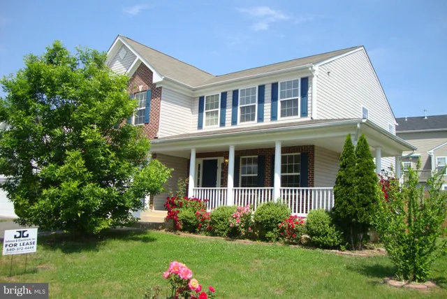 $2,895 | 8 Foggy Field Lane, Fredericksburg, VA 22406