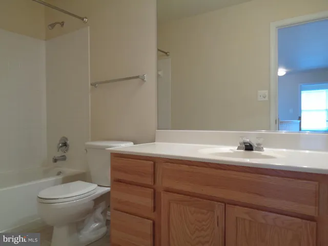 $2,895 | 8 Foggy Field Lane, Fredericksburg, VA 22406