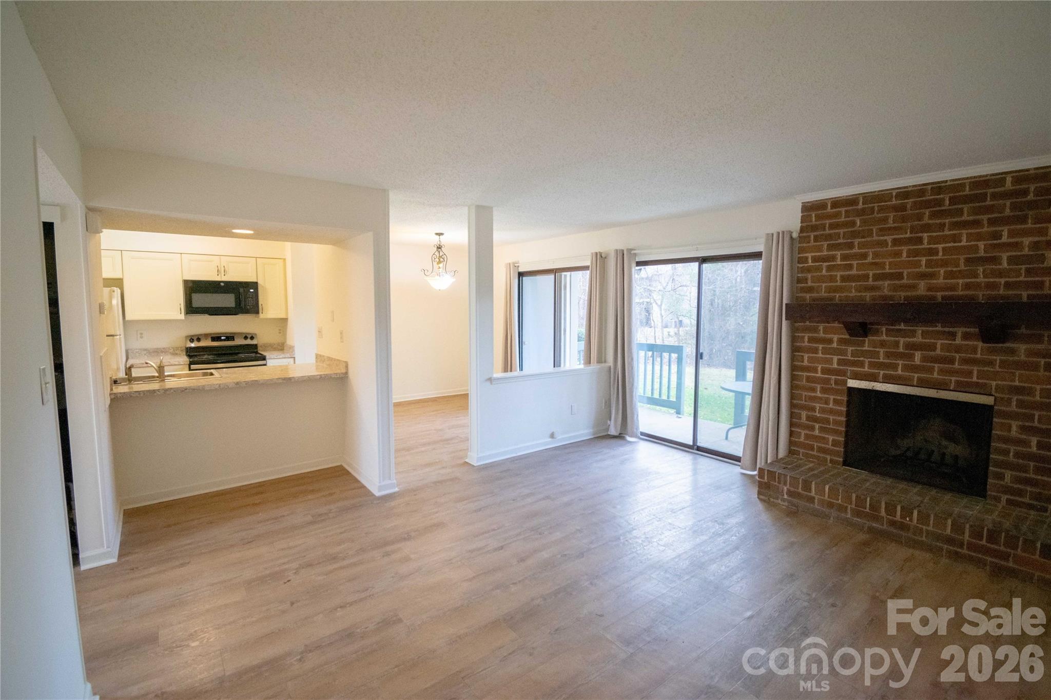 11042 Harrowfield Road Charlotte, NC 28226 - Photo 6 of 15