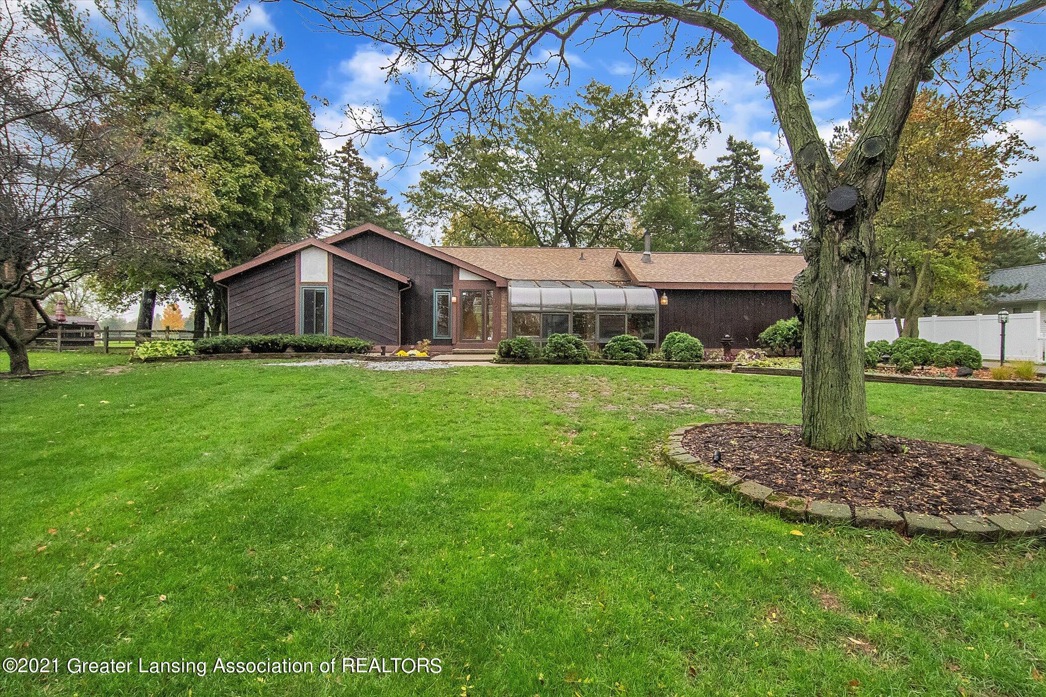 724 North Edgar Road Mason, MI 48854 - Photo 1 of 49 Exterior Front