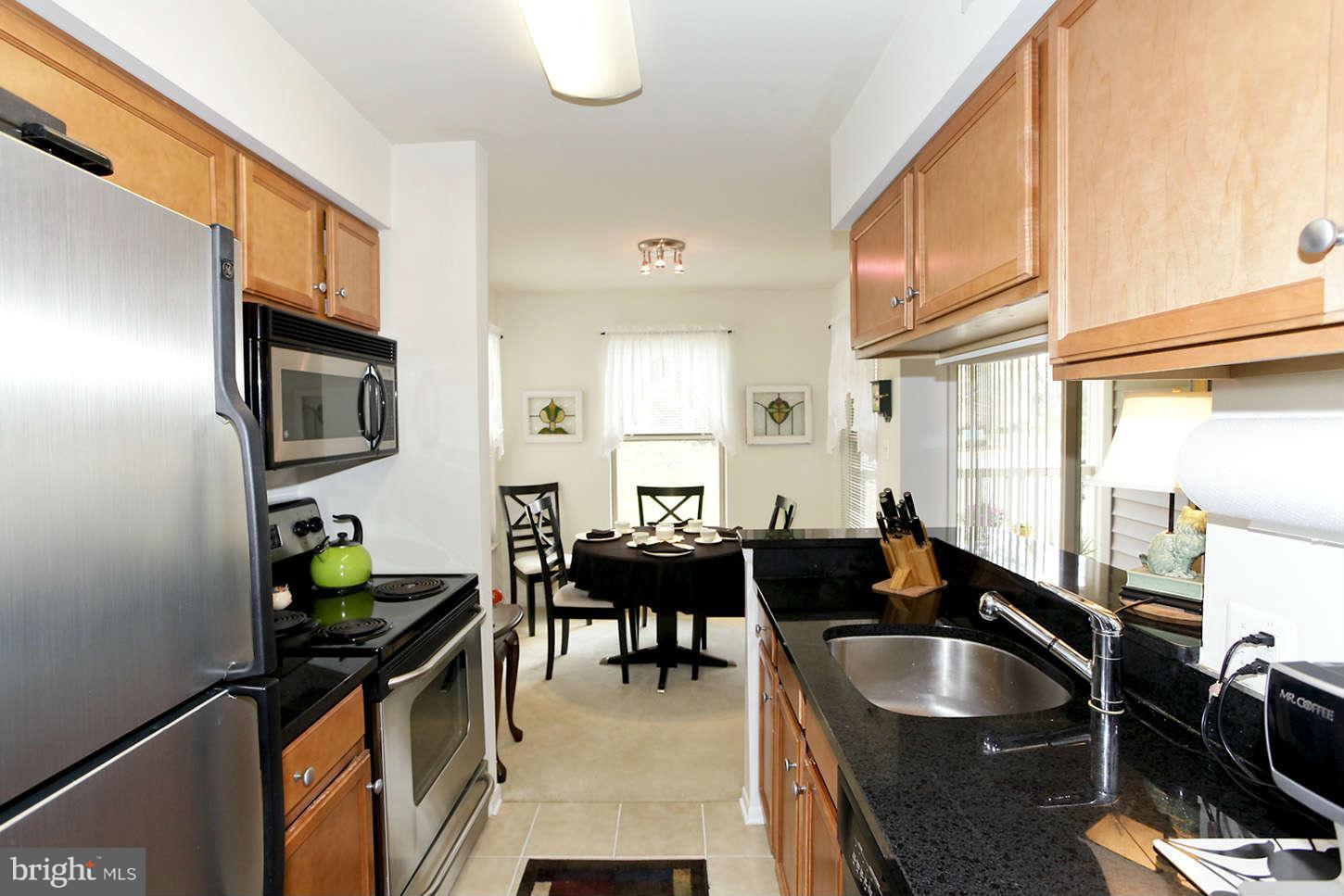 11655 Gas Light Court, Unit 11655D Reston, VA 20190 - Photo 3 of 30 Kitchen