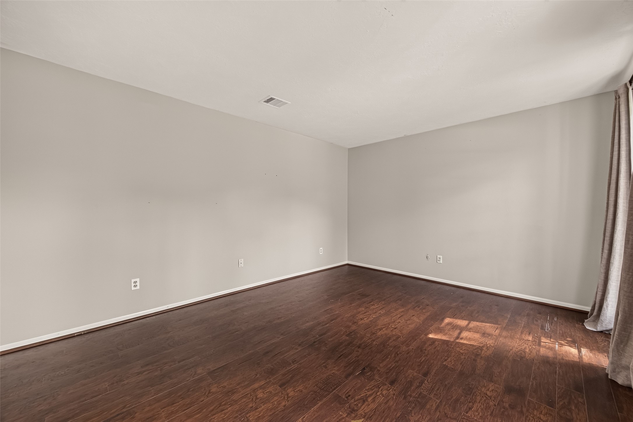 1030 Mabry Mill Road Houston, TX 77062 - Photo 5 of 45