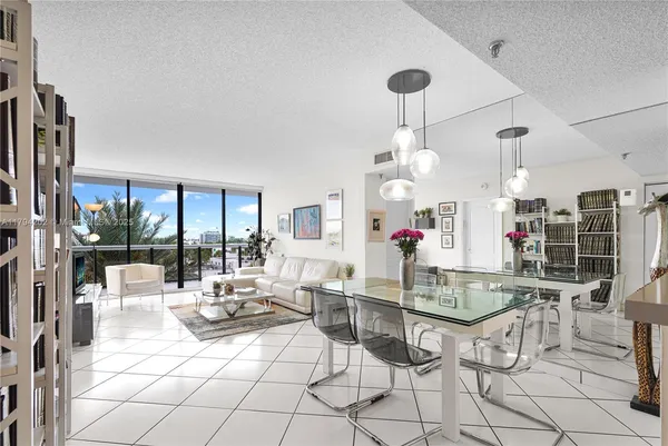 $1,050,000 | 9455 Collins Avenue, Unit 603, Surfside, FL 33154