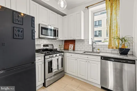 $550,000 | 1458 Fairmont Street Northwest, Unit 2, Washington, DC 20009