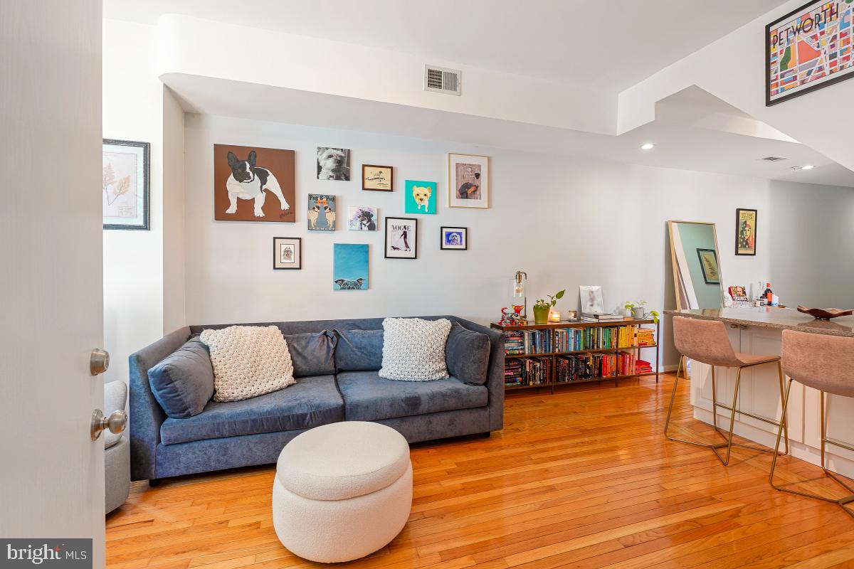 1458 Fairmont Street Northwest, Unit 2 Washington, DC 20009 - Photo 4 of 23