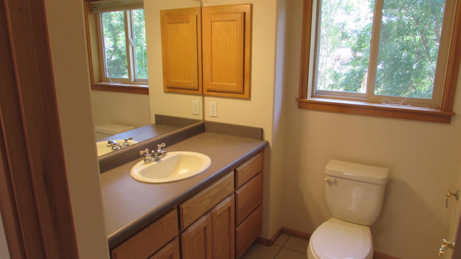 608 Shadow Way Central Point, OR 97502 - Photo 25 of 33 Additional Photo