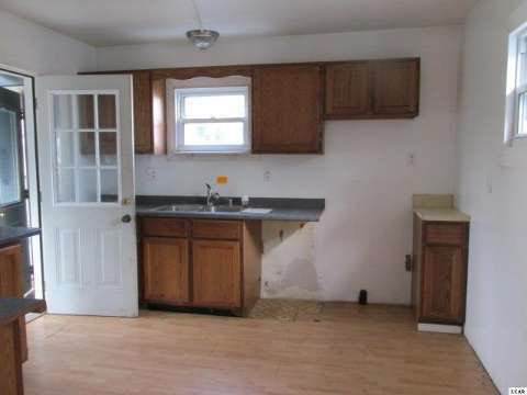 6475 Rouget Road Palmyra, MI 49268 - Photo 5 of 9 20418716-4.JPG