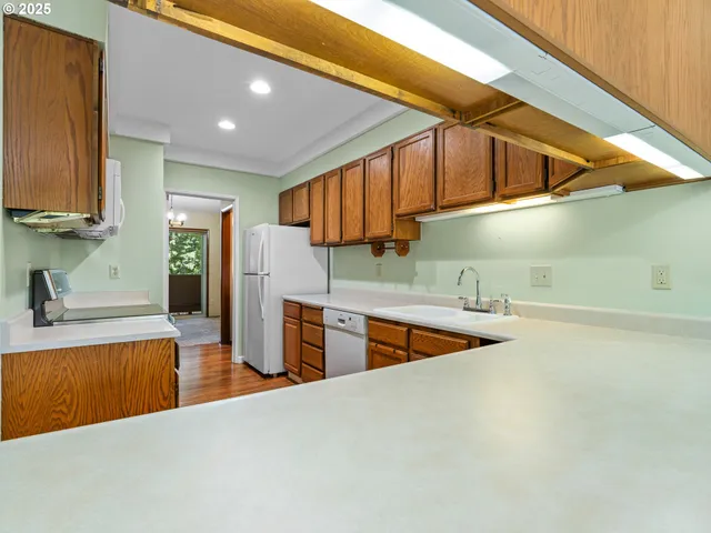 $265,000 | 3264 Southeast 153rd Avenue, Portland, OR 97236