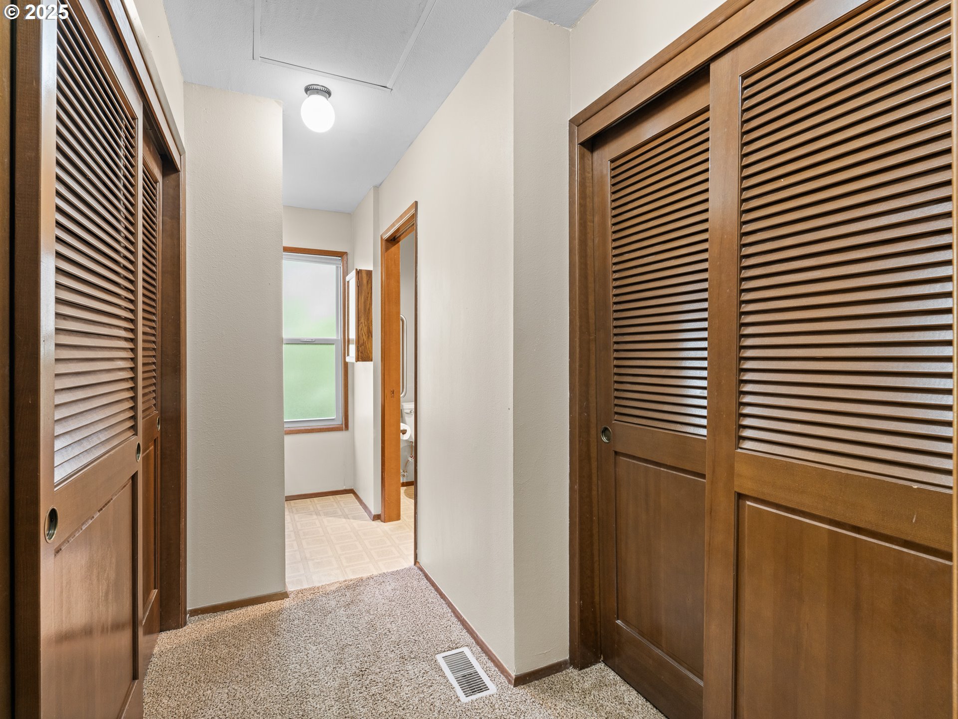 3264 Southeast 153rd Avenue Portland, OR 97236 - Photo 16 of 27