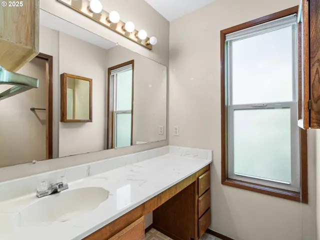 $265,000 | 3264 Southeast 153rd Avenue, Portland, OR 97236