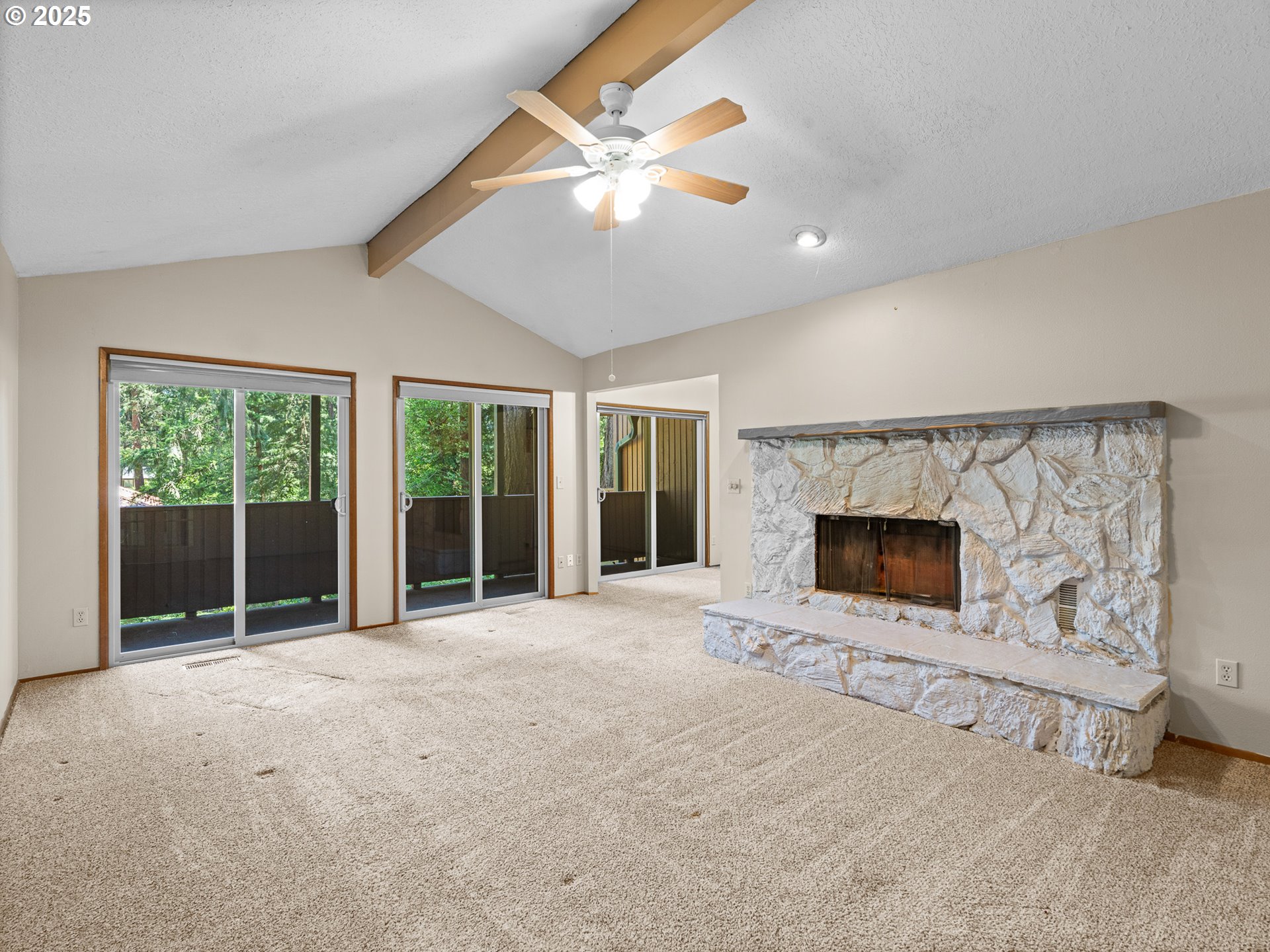 3264 Southeast 153rd Avenue Portland, OR 97236 - Photo 5 of 27