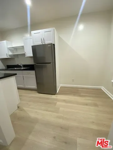 $1,385 | 814 South Hobart Boulevard, Unit 303, Los Angeles, CA 90005