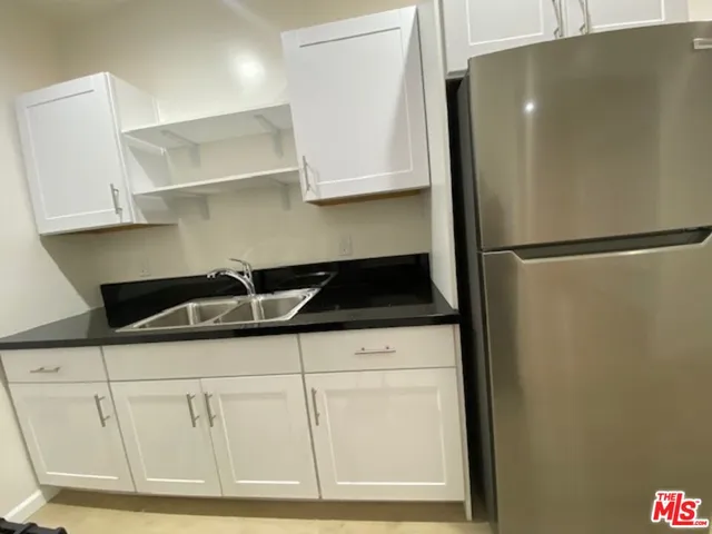 $1,385 | 814 South Hobart Boulevard, Unit 303, Los Angeles, CA 90005