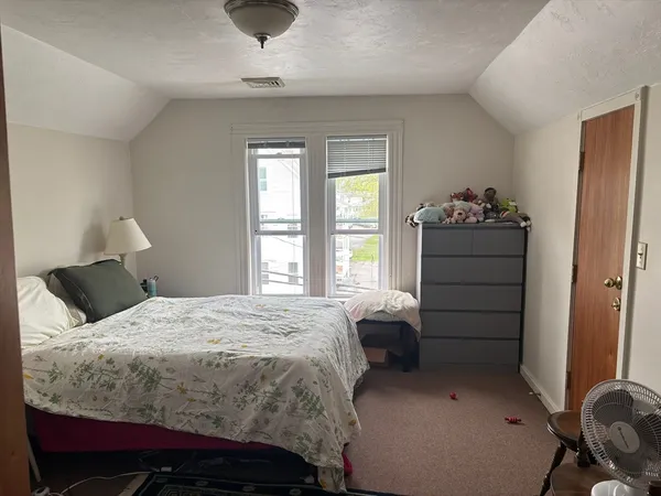 $1,449 | 41 Whipple Street, Unit 3, Worcester, MA 01607