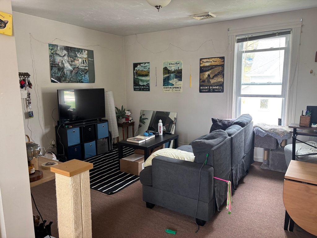 41 Whipple Street, Unit 3 Worcester, MA 01607 - Photo 2 of 26