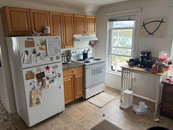 $1,449 | 41 Whipple Street, Unit 3, Worcester, MA 01607