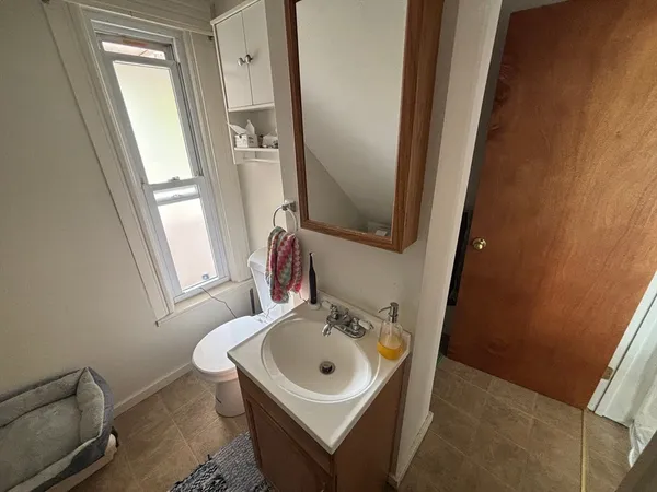 $1,449 | 41 Whipple Street, Unit 3, Worcester, MA 01607