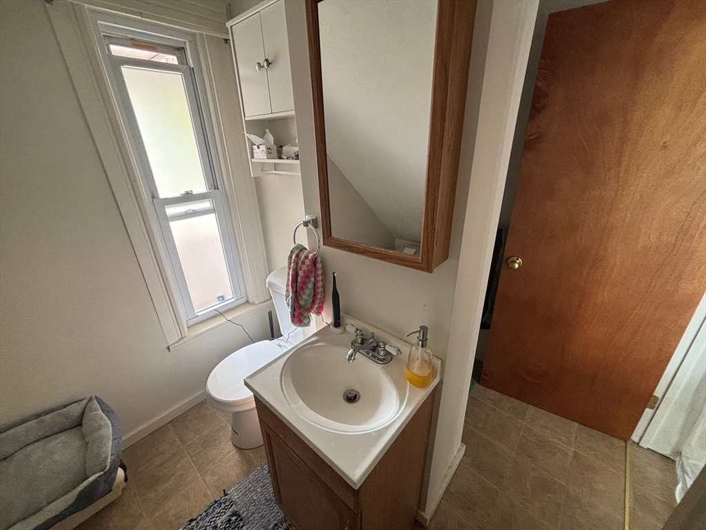 41 Whipple Street, Unit 3 Worcester, MA 01607 - Photo 10 of 26
